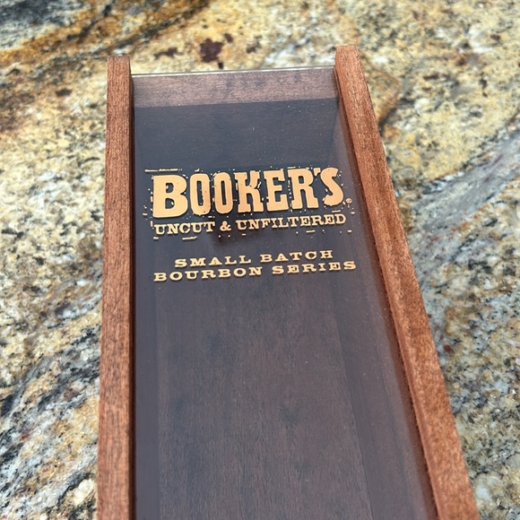 Bookers wooden whiskey box - Picture 2 of 10